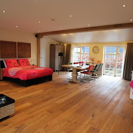 هاوْزيشفاوْدِ B&B Het Koetshuis المظهر الخارجي الصورة