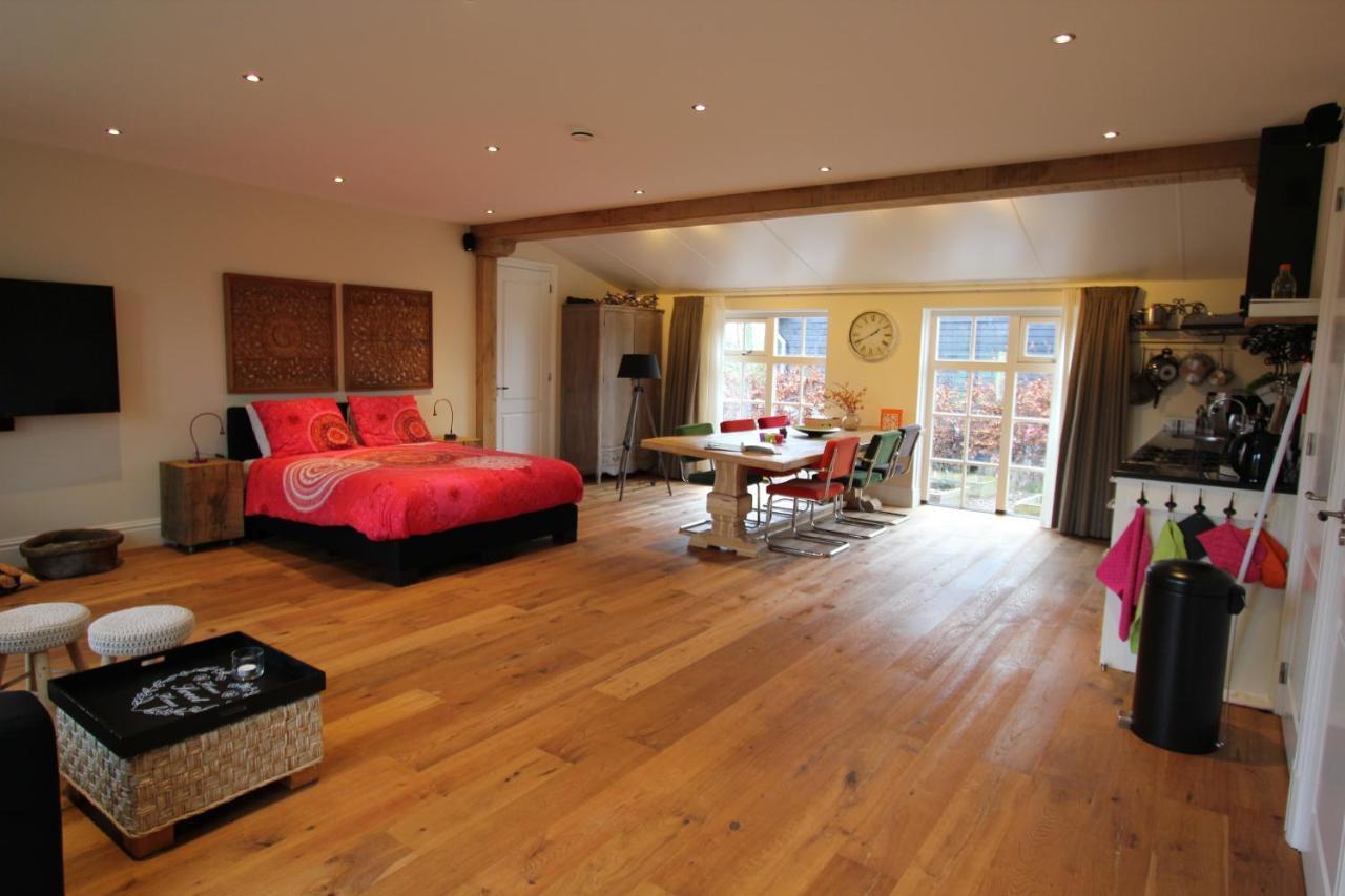 هاوْزيشفاوْدِ B&B Het Koetshuis المظهر الخارجي الصورة
