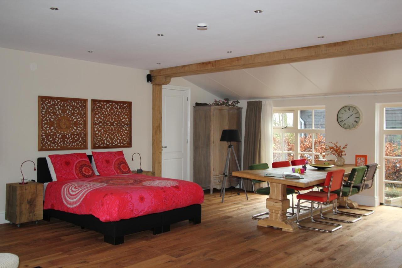 هاوْزيشفاوْدِ B&B Het Koetshuis المظهر الخارجي الصورة